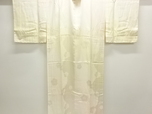 未使用品　梅模様織出し暈し単衣長襦袢